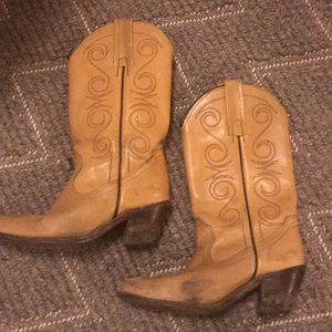 Frye boots!